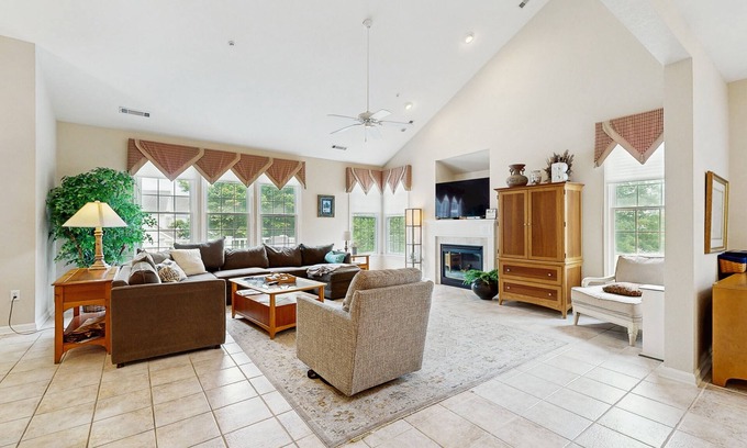 Ocean View Condominio | Bear Trap Dunes 2nd floor condo w/ balcony, free WiFi, and basketball court