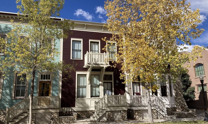 Buena Vista Casa | Beat the Heat at Riverhouse Retreat on South Main