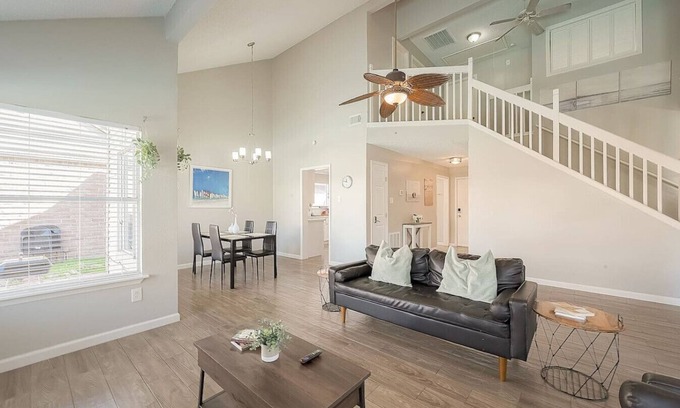 Barker Casa | Beat the Heat in Katy Tx - Arcade Room & Pool