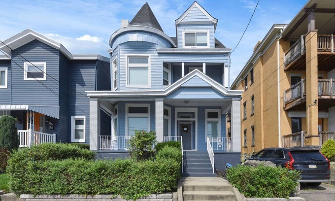 East Liberty Apartamento | Beatty's Bohemian Retreat