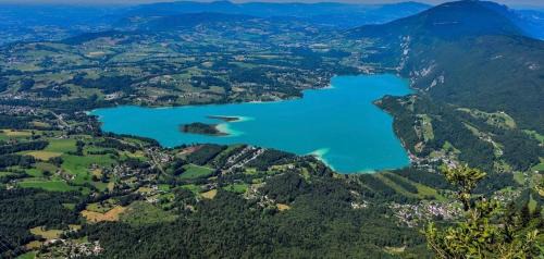 Aiguebelette-le-Lac Apartamento | Beau séjour Aiguebelette