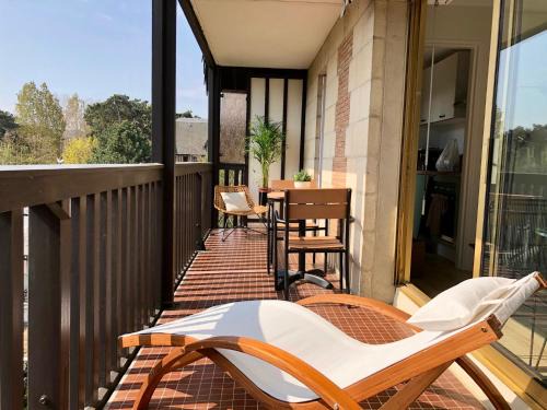 Deauville City Centre Apartamento | Beau studio terrasse vue jardin - à 2 pas de la mer