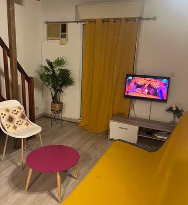 Sainte-Clotilde Centre Apartamento | Beau T2 meublé