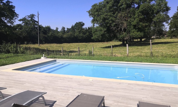 Gleize Casa | Beaujolais house with charm, pool, fireplace