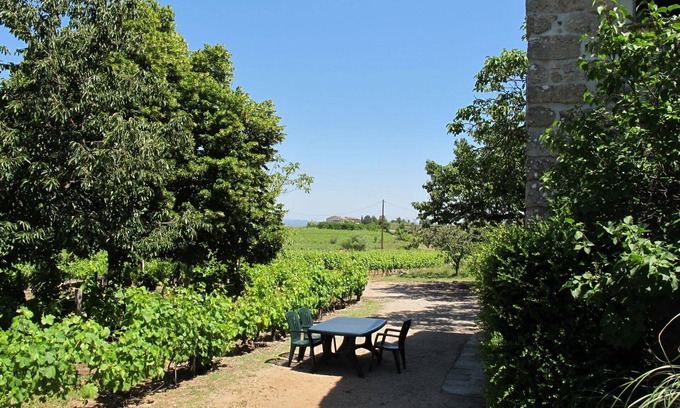 Saint-Genest-de-Bauzon Casa | Maravillosa casa de vacaciones privada para 4 personas con TV, terraza y mascotas permitida