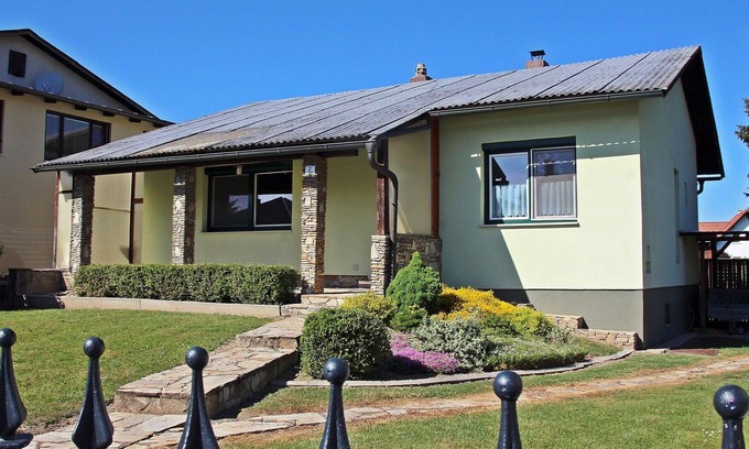 Mannsdorf an der Donau Casa | Estupenda casa de vacaciones privada con WIFI, TV, terraza, vista panorámica, aparcamiento