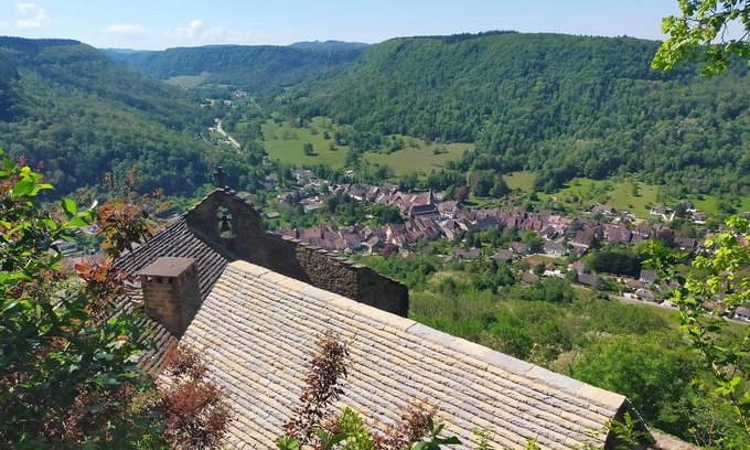Villeneuve-sous-Pymont Cama Y Desayuno | Beautiful place in nature for familles and friendship !