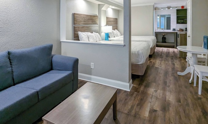 Emerald Isle Hotel | Beautiful Suite 1 dormitorio en la playa!