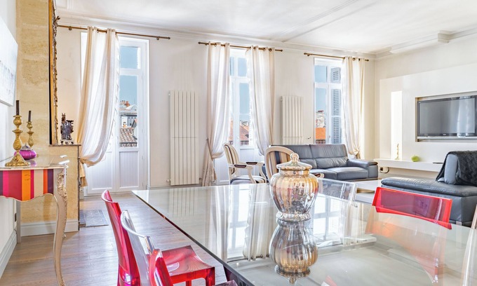 Saint-Michel Apartamento | Magnifique appartement de 3 chambres