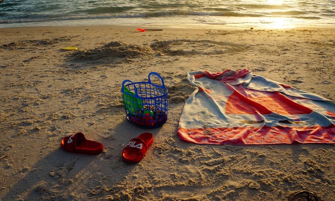 Bonita Shores Condominio | Beautiful 2/2 condo within a 5 min drive to Bonita & Barefoot Beach.