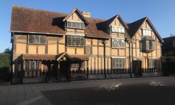 Tiddington Casa | Beautiful 2-bed Caravan in Stratford-upon-avon