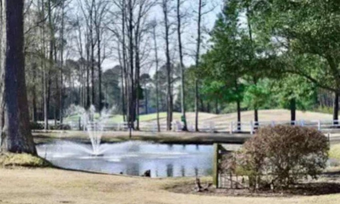 Carolina Forest Casa | Beautiful 2-bed 2-bath condo on golf course