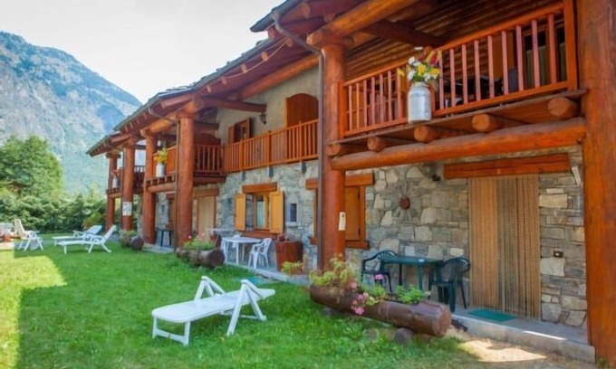 Antey-Saint-Andre Apartamento | Casa rural (alquiler íntegro) Gran Becca para 6 personas