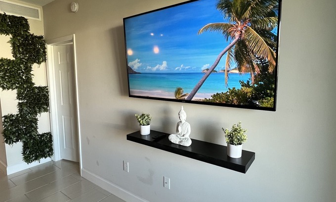 Miramar Apartamento | Beautiful 2 bedroom apartment w/ great amenities