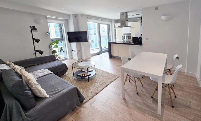 St. Mary's Park Apartamento | Beautiful 2 bedroom flat in Battersea