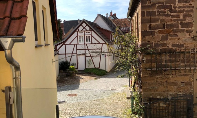 Prichsenstadt Apartamento | Hermoso apartamento de vacaciones de 2 dormitorios en el casco antiguo de Prichsenstadt