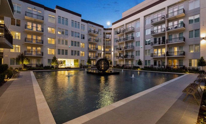 The Galleria Apartamento | Beautiful 2B/2B Apartment in the Galleria