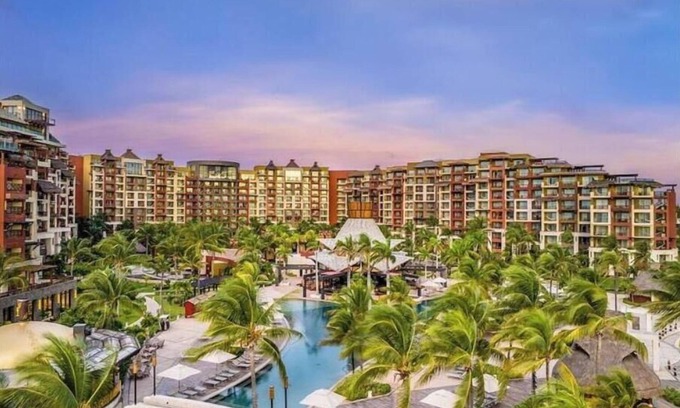 Puerto Juarez Villa | Beautiful 2bd suite in Villa Del Palmar Cancun!