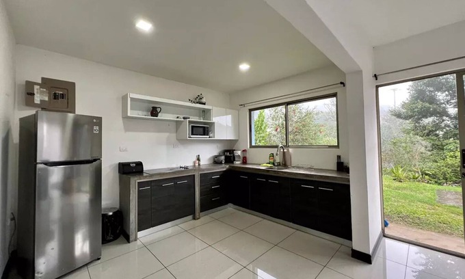 San Ramon Casa | ¡Hermoso 2bdrm 2bath con GRAN VISTA!