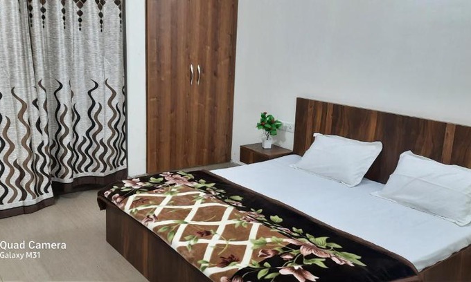 Vrindavan Apartamento | Beautiful 2bhk Appartment Near Famous Temples