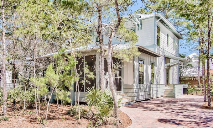 White's Gulfview Casa | Beautiful 3 Bed Cottage in Magnolia By The Sea