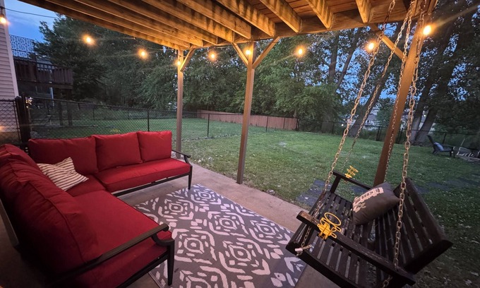 Weber Casa | Beautiful 3-bedroom /4 bed house in IC in Great Location
