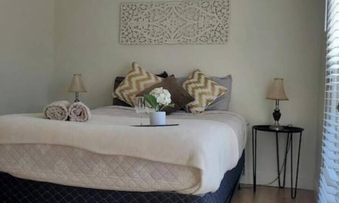 Riverside Casa | Beautiful 3 bedroom spacious home