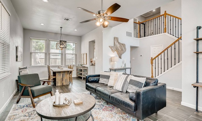South Creek Casa | Beautiful 3 bedroom house in desirable Round Rock!