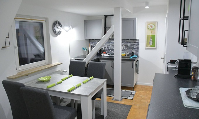 Stein Apartamento | Beautiful 3-Room-Apartment Stein close to Palm-Beach, Playmobil-Park, Nuremburg