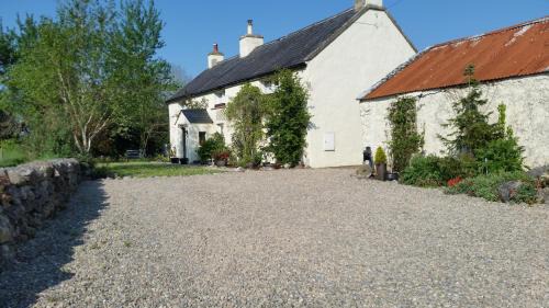 Rathkeale Casa | Beautiful 300 year old traditional country cottage