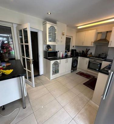 Waltham Forest Apartamento | Beautiful 3BD Family Home With Huge Private Graden