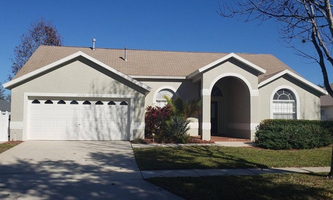 Orange Tree Casa | Beautiful 4/3 Pool Home FREE Spa Heat