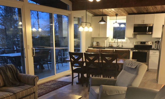 Grey Highlands Casa | Beautiful 4 Bedroom Home on Lake Eugenia