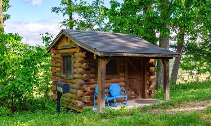 Timberville Cabina | Beautiful 4 Bedroom Log Cabin | Shenandoah Valley (NEW STOVE)