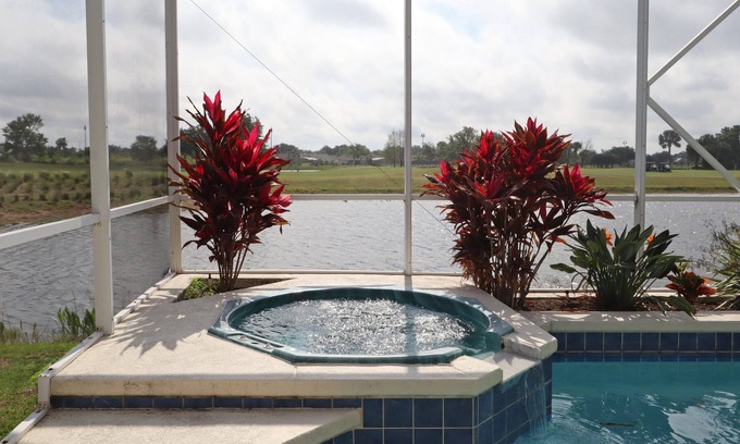 Ridgewood Lakes Casa | Beautiful 5 Bedroom home near Disney World
