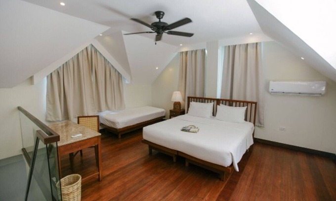 Taytay Cabaña | Beautiful 5 Star Loft Water Cottage with Sea Views on Apulit Island Resort, El Nido Cottage 1002