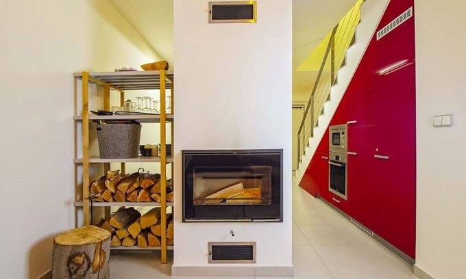 Loucna Pod Klinovcem Apartamento | Acogedor apartamento para 6 personas con WIFI, TV, terraza, vista panorámica y aparcamiento