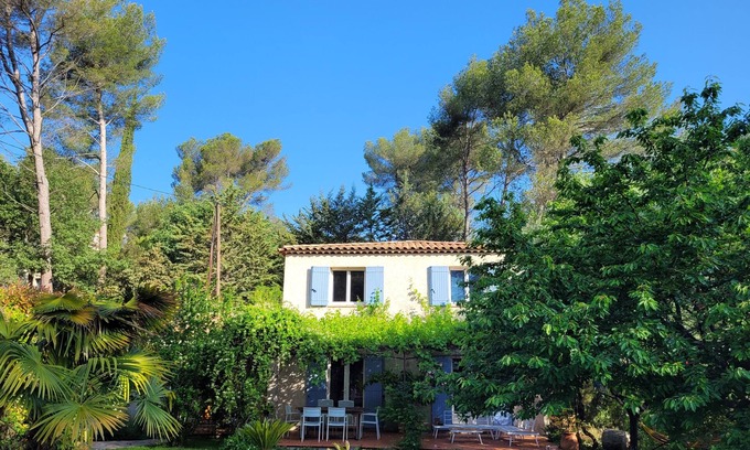 Peypin Casa | Beautiful air-conditioned Provencal house with swimming pool