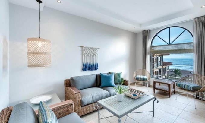 Barrio Los Villalobos Apartamento | Beautiful and Enchanting Beach Vacation