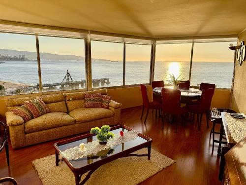 Vina del Mar Apartamento | Hemoso y familiar depto en plena Avda San Martin