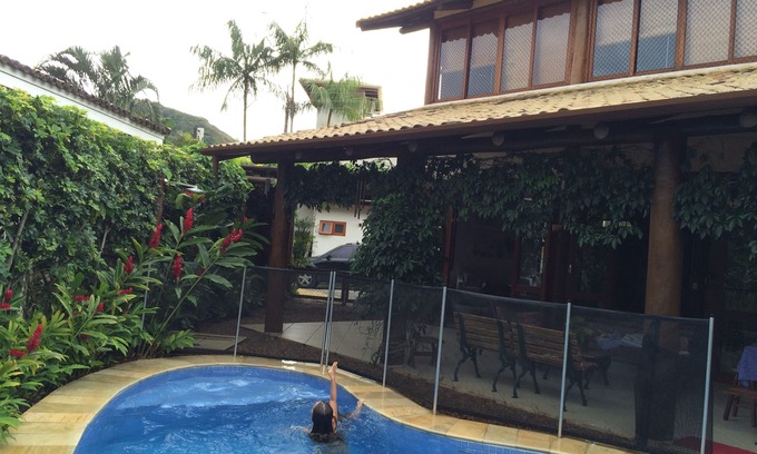Praia do Pauba Condominio | ¡HERMOSO y SEGURO! 5 SUITES C AR, PISCINA CLIMÁTICA, CHURRASQ + F. PIZZA PAÚBA-MARESIA