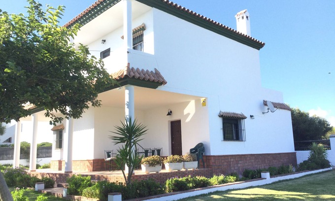 Los Canos de Meca Villa | Preciosa y amplia villa de playa y campo en Los Caños de Meca