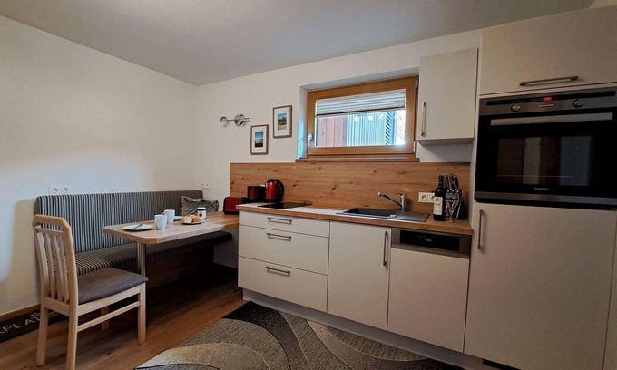 Niederau Apartamento | Hermoso apartamento para 8 personas con WIFI, TV, balcón y aparcamiento