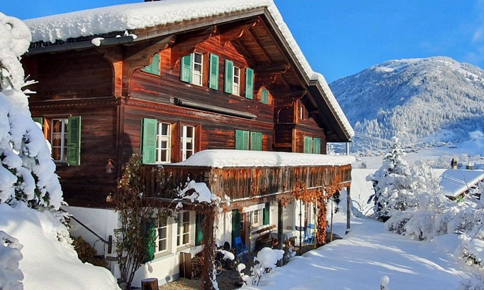 Zweisimmen Apartamento | Bonito apartamento para 7 personas con WIFI, TV y balcón