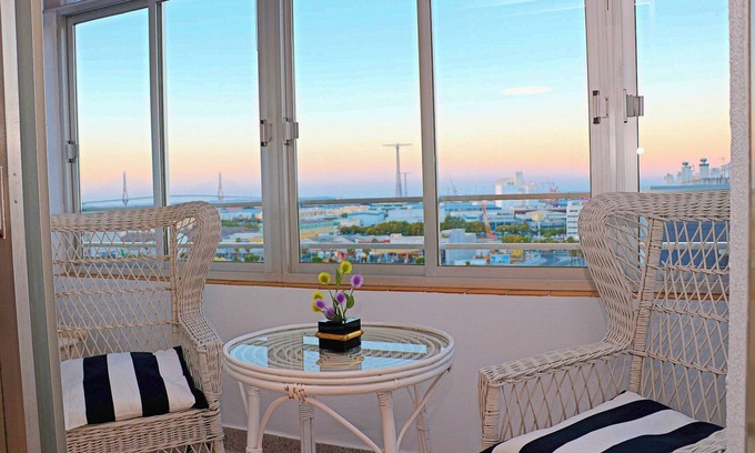 Cadiz Apartamento | Moderno apartamento Delfines