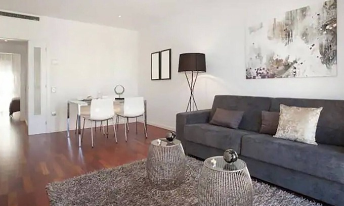 La Nova Esquerra de l'Eixample Condominio | BEAUTIFUL APARTMENT SITUATED IN EIXAMPLE AREA OF BARCELONA
