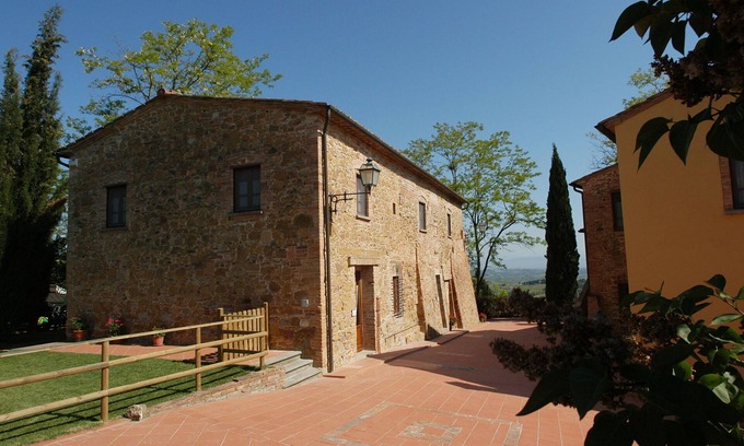 Montaione Apartamento | Apartamento con WIFI, piscina, A/C, TV, mascotas permitida, aparcamiento, cerca de San Gimignano