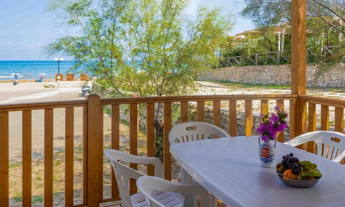 Peschici Apartamento | Bonito apartamento para 6 personas con A/C, TV, terraza y aparcamiento