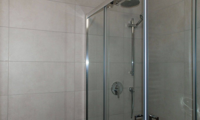 Bigogno Apartamento | Precioso apartamento para 4 personas con piscina, WIFI, A/C, TV, vista panorámica y aparcamiento