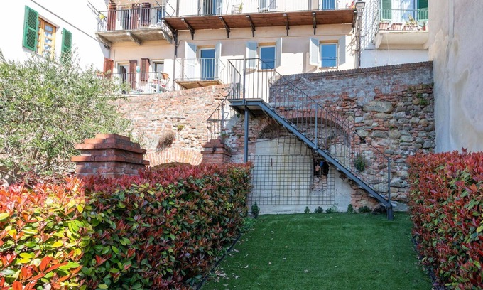 Sciolze Apartamento | Precioso apartamento para 4 personas con WIFI, TV y balcón